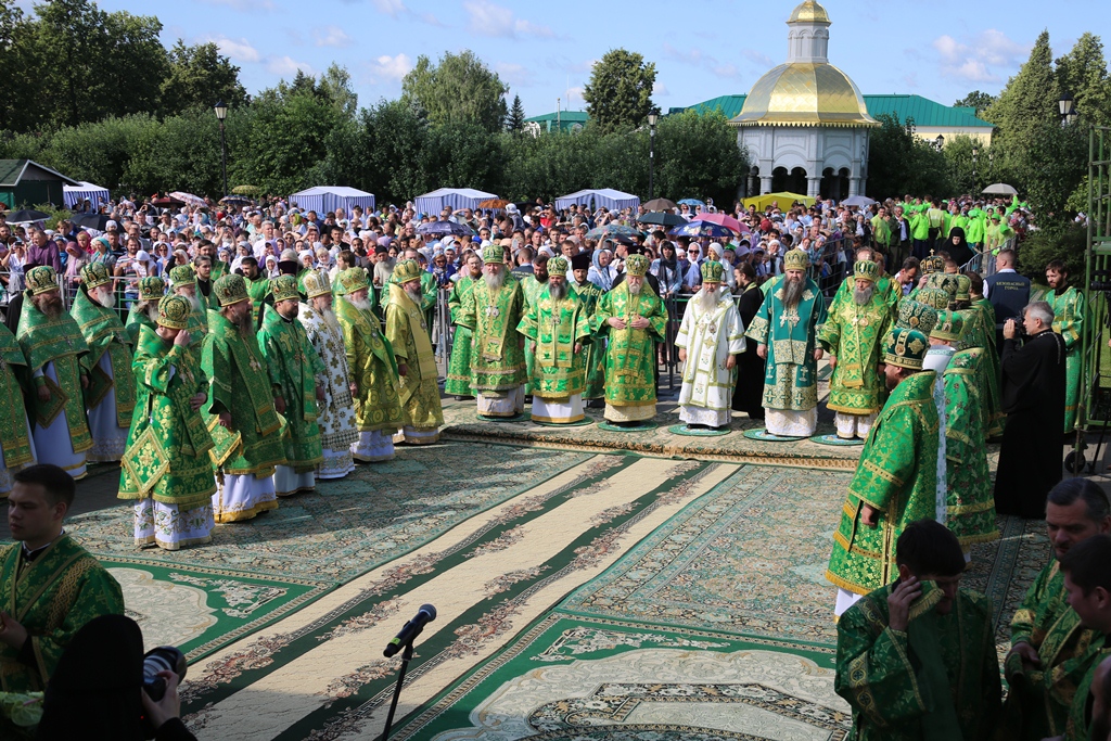 День празднования обретения мощей преподобного Серафима Саровского